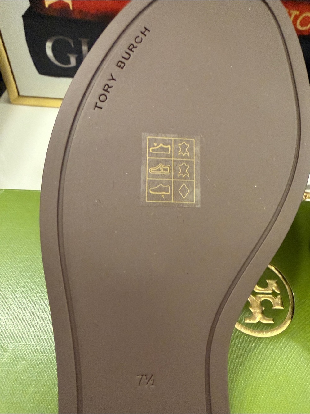 New Tory Burch Silver Metallic Logo Slide - Picture 5 of 10